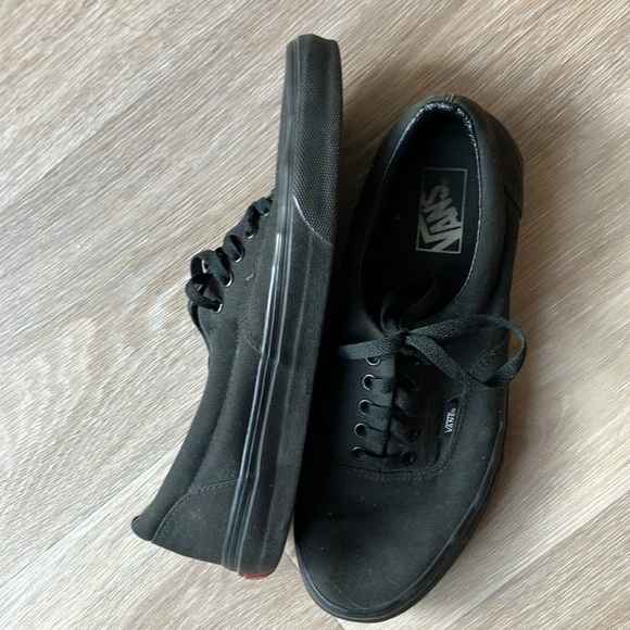 Vans black shoes - Picture 2 of 6